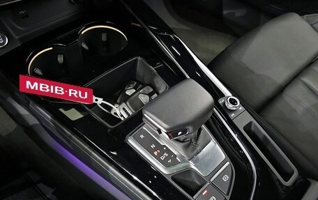 Audi A4, 2021 год, 2 400 000 рублей, 9 фотография