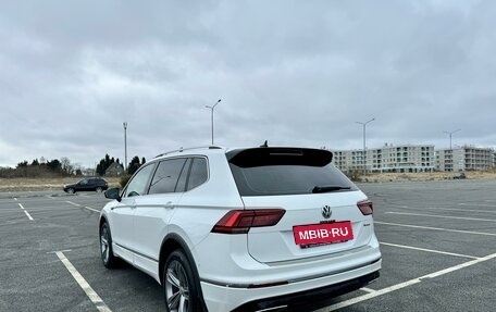Volkswagen Tiguan II, 2019 год, 3 480 000 рублей, 5 фотография