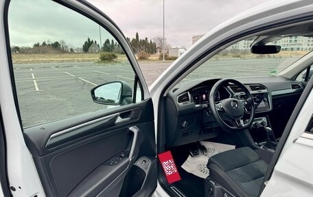 Volkswagen Tiguan II, 2019 год, 3 480 000 рублей, 11 фотография