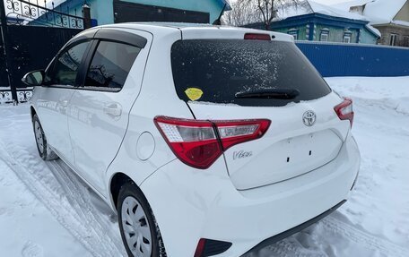Toyota Vitz, 2017 год, 1 100 000 рублей, 3 фотография