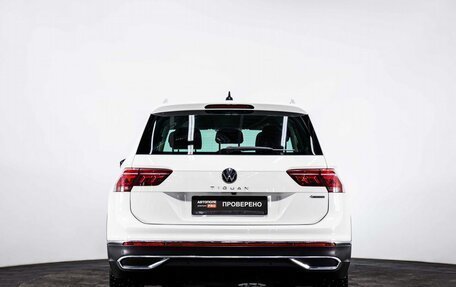 Volkswagen Tiguan II, 2022 год, 3 499 000 рублей, 5 фотография