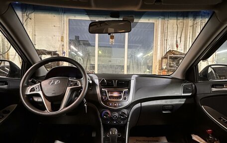Hyundai Solaris II рестайлинг, 2014 год, 891 000 рублей, 3 фотография