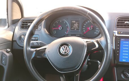 Volkswagen Polo VI (EU Market), 2017 год, 922 000 рублей, 6 фотография