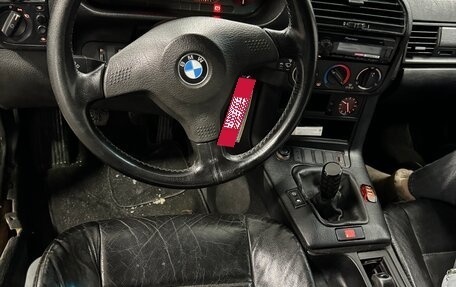 BMW 3 серия, 1993 год, 289 000 рублей, 8 фотография