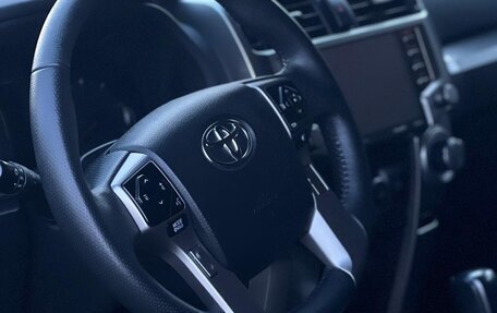 Toyota 4Runner V, 2020 год, 2 450 000 рублей, 6 фотография