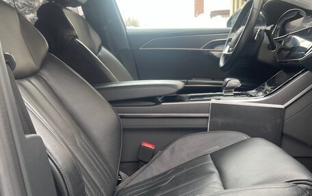 Audi A8, 2019 год, 5 700 000 рублей, 8 фотография