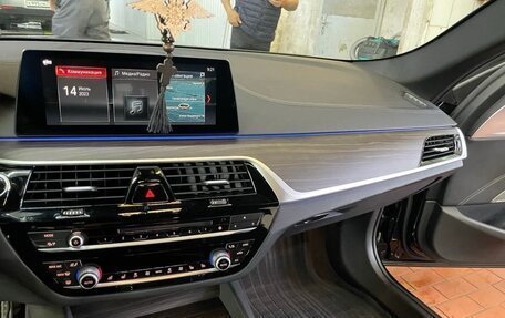 BMW 5 серия, 2018 год, 5 650 000 рублей, 3 фотография