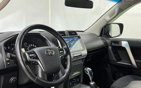 Toyota Land Cruiser Prado 150 рестайлинг 2, 2021 год, 5 709 000 рублей, 10 фотография