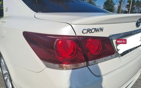 Toyota Crown, 2014 год, 2 450 000 рублей, 4 фотография