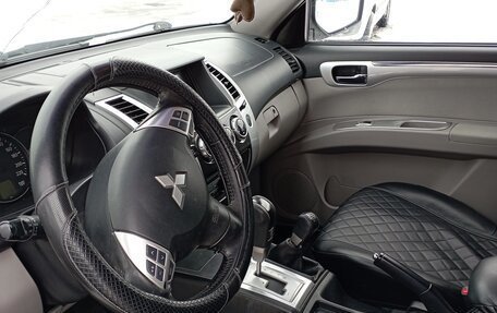 Mitsubishi Pajero Sport II рестайлинг, 2013 год, 1 870 000 рублей, 7 фотография
