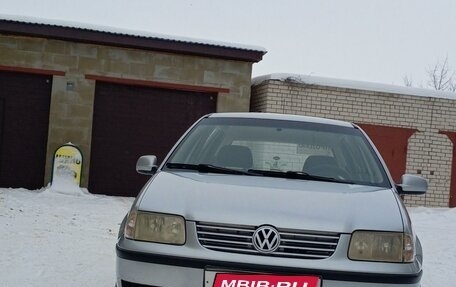 Volkswagen Polo III рестайлинг, 2000 год, 335 000 рублей, 10 фотография