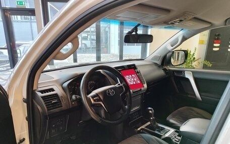 Toyota Land Cruiser Prado 150 рестайлинг 2, 2018 год, 4 990 000 рублей, 9 фотография