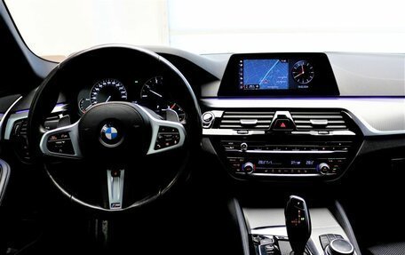 BMW 5 серия, 2019 год, 3 799 900 рублей, 10 фотография