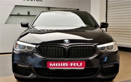 BMW 5 серия, 2019 год, 3 799 900 рублей, 2 фотография