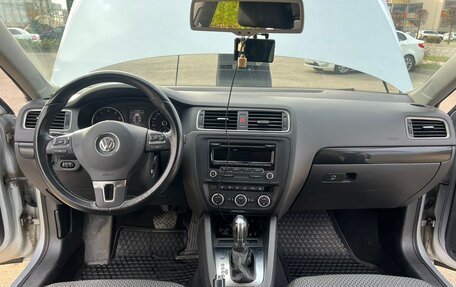 Volkswagen Jetta VI, 2012 год, 1 250 000 рублей, 11 фотография