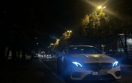 Mercedes-Benz E-Класс, 2019 год, 5 500 000 рублей, 26 фотография