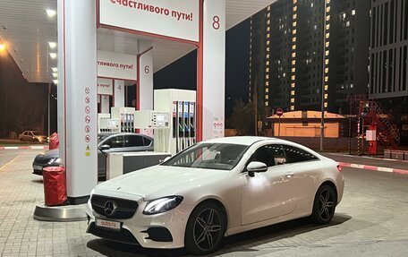 Mercedes-Benz E-Класс, 2019 год, 5 500 000 рублей, 29 фотография