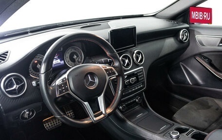 Mercedes-Benz A-Класс, 2015 год, 2 249 789 рублей, 11 фотография