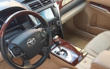 Toyota Camry, 2014 год, 7 фотография