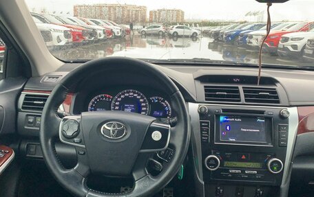 Toyota Camry, 2012 год, 1 627 000 рублей, 13 фотография