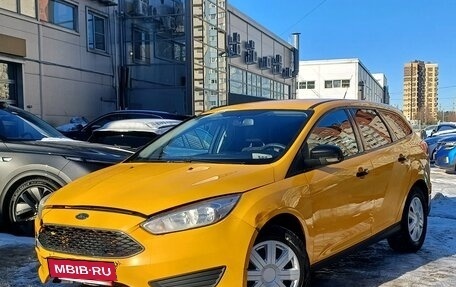 Ford Focus III, 2016 год, 569 000 рублей, 3 фотография