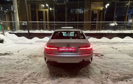 BMW 3 серия, 2019 год, 3 000 000 рублей, 4 фотография