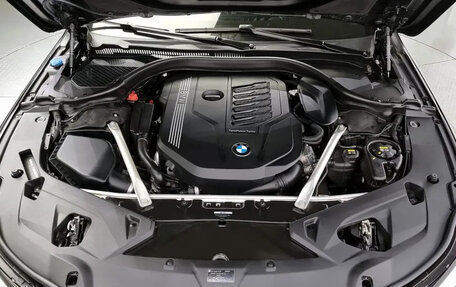 BMW 8 серия, 2021 год, 7 823 000 рублей, 13 фотография