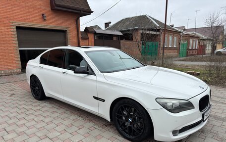 BMW 7 серия, 2009 год, 1 890 000 рублей, 4 фотография