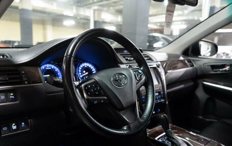 Toyota Camry, 2016 год, 2 445 000 рублей, 9 фотография