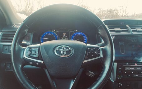 Toyota Camry, 2017 год, 2 190 000 рублей, 16 фотография