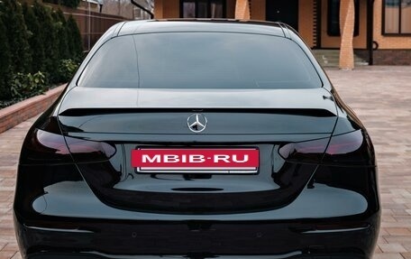 Mercedes-Benz E-Класс, 2021 год, 6 000 000 рублей, 15 фотография