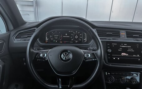 Volkswagen Tiguan II, 2019 год, 3 150 000 рублей, 20 фотография