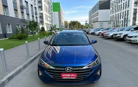 Hyundai Elantra VI рестайлинг, 2019 год, 1 980 000 рублей, 8 фотография