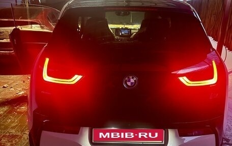 BMW i3 I01 рестайлинг, 2014 год, 1 700 000 рублей, 13 фотография