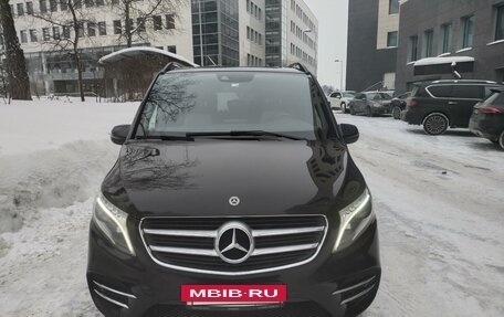 Mercedes-Benz V-Класс, 2018 год, 5 000 000 рублей, 19 фотография