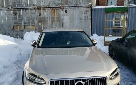 Volvo S90 II рестайлинг, 2017 год, 3 500 000 рублей, 21 фотография