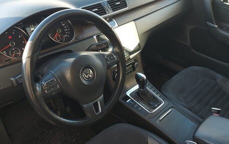 Volkswagen Passat B7, 2011 год, 1 389 000 рублей, 6 фотография