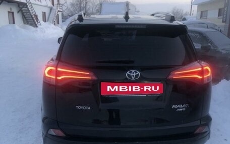 Toyota RAV4, 2018 год, 2 768 000 рублей, 12 фотография