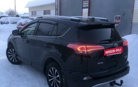 Toyota RAV4, 2018 год, 2 768 000 рублей, 10 фотография