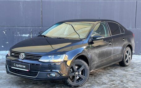 Volkswagen Jetta VI, 2012 год, 869 000 рублей, 3 фотография
