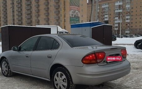 Oldsmobile Alero, 2000 год, 300 000 рублей, 3 фотография