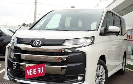 Toyota Noah, 2024 год, 4 100 000 рублей, 3 фотография