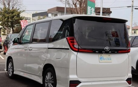 Toyota Noah, 2024 год, 4 100 000 рублей, 5 фотография