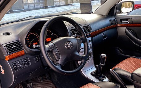 Toyota Avensis III рестайлинг, 2006 год, 800 000 рублей, 7 фотография