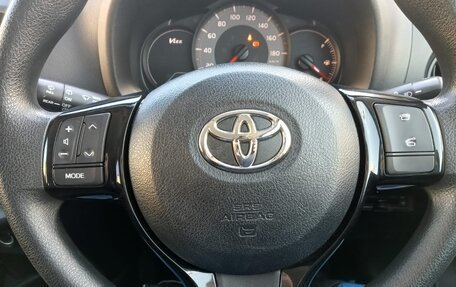Toyota Vitz, 2019 год, 1 400 000 рублей, 7 фотография