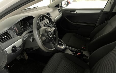 Volkswagen Jetta VI, 2012 год, 1 039 000 рублей, 13 фотография