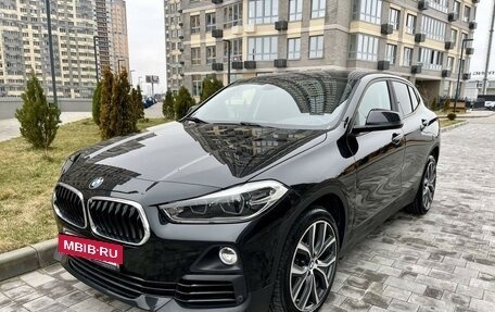 BMW X2, 2018 год, 2 400 000 рублей, 4 фотография