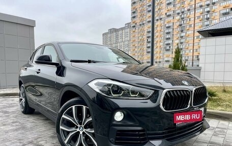 BMW X2, 2018 год, 2 400 000 рублей, 11 фотография