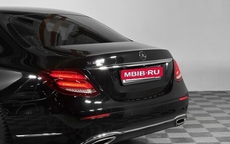 Mercedes-Benz E-Класс, 2017 год, 2 730 000 рублей, 2 фотография