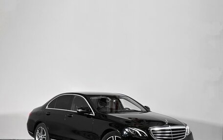 Mercedes-Benz E-Класс, 2017 год, 2 730 000 рублей, 18 фотография